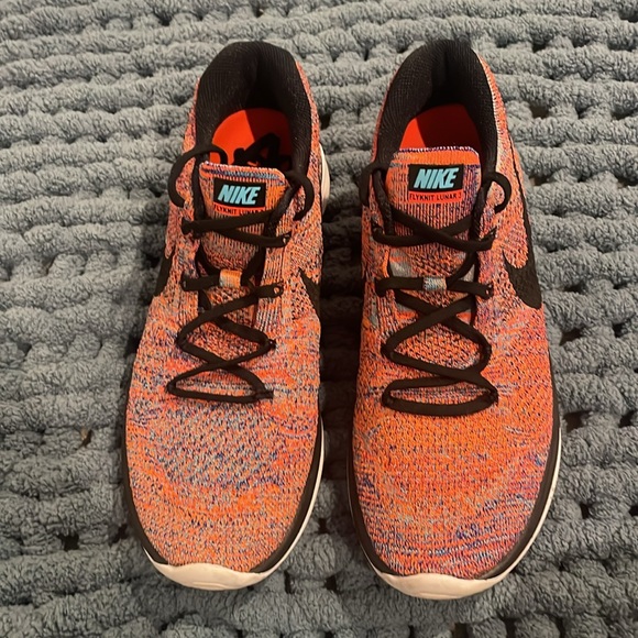 Nike Flyknit Lunar 3, Men’s Size 11 —- RARE find - Picture 3 of 9